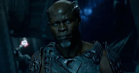 find out the best movies of djimon hounsou